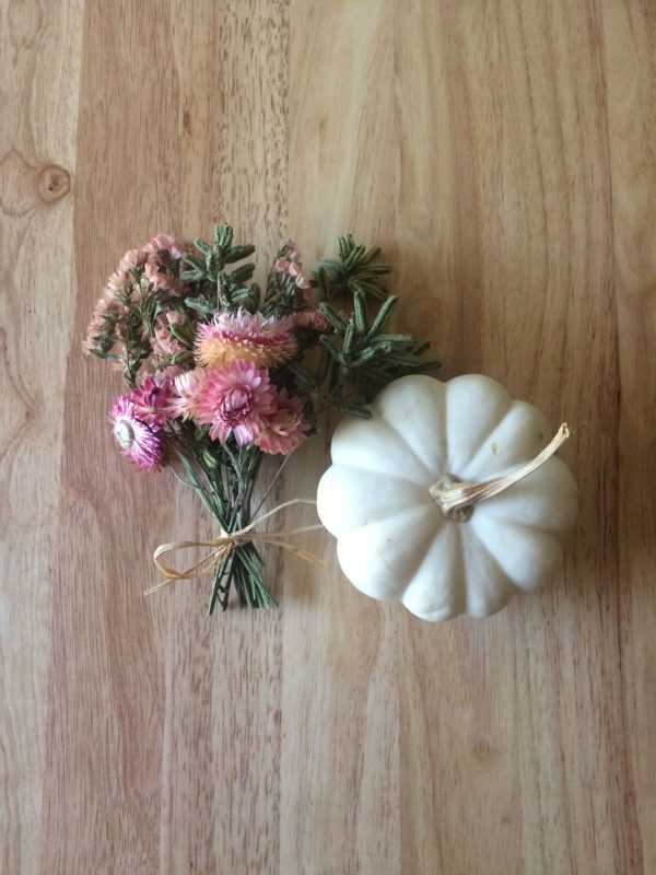 DIY Small Dried Flower Pumpkin Centerpiece